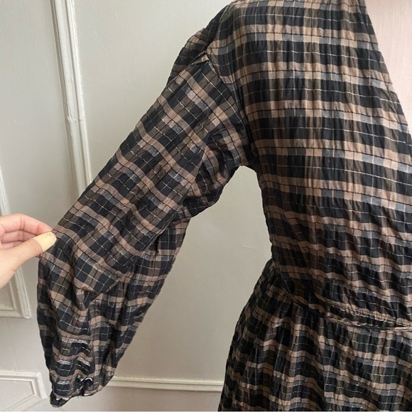 Ganni Brown Seersucker Wrap Dress - Picture 7 of 14